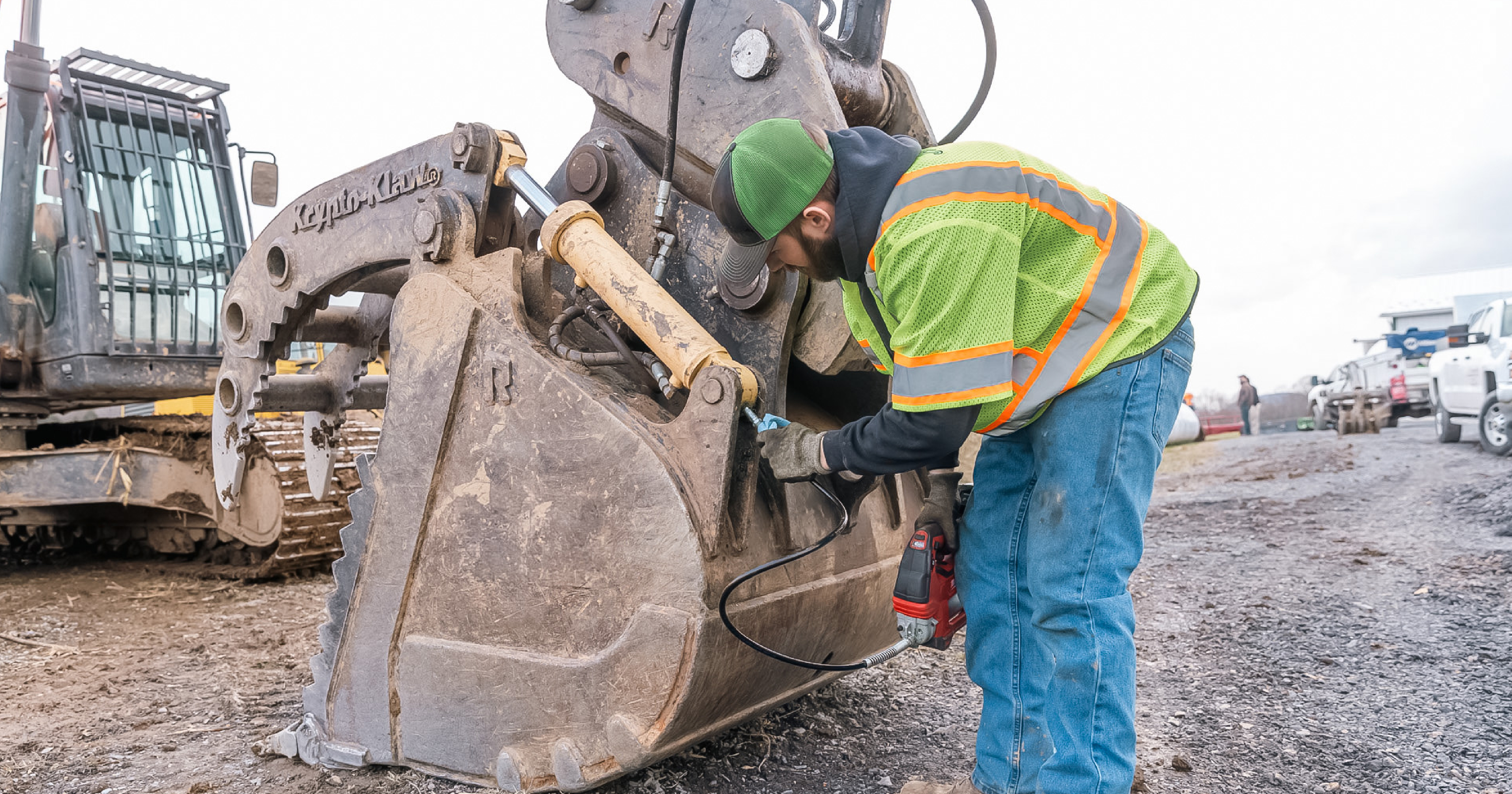 Why We Build Our Own Hydraulic Cylinders | Rockland